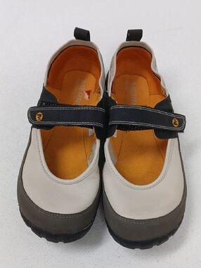 MERRELL Leather Mary Jane Shoes SZ 8